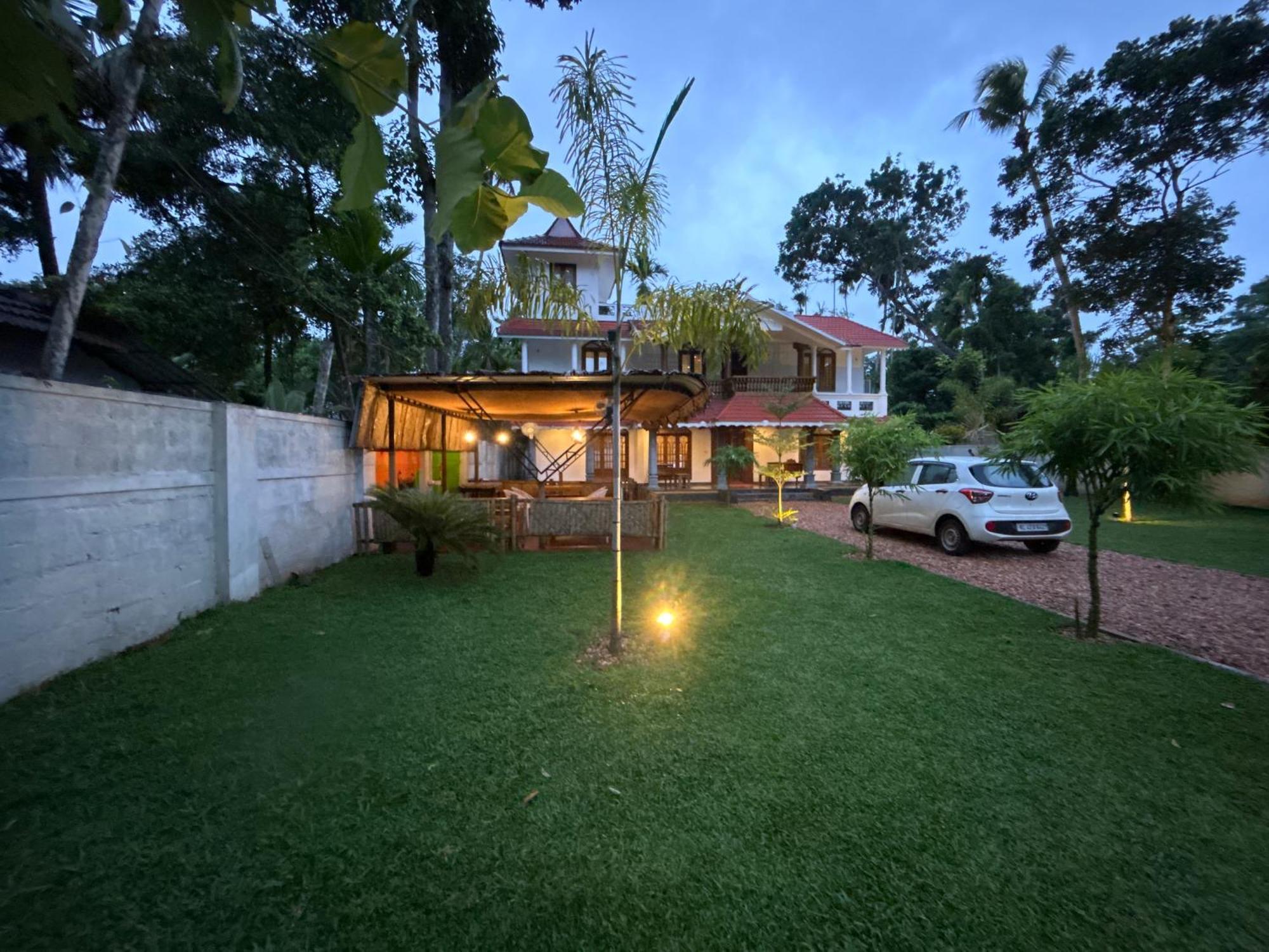 Marari Casa De Victoria Bed and Breakfast Alappuzha Eksteriør billede